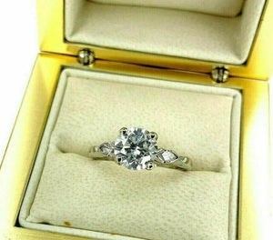1.67 Carats Antique 3 Stone Round Diamond and Marquise Wedding Ring Platinum