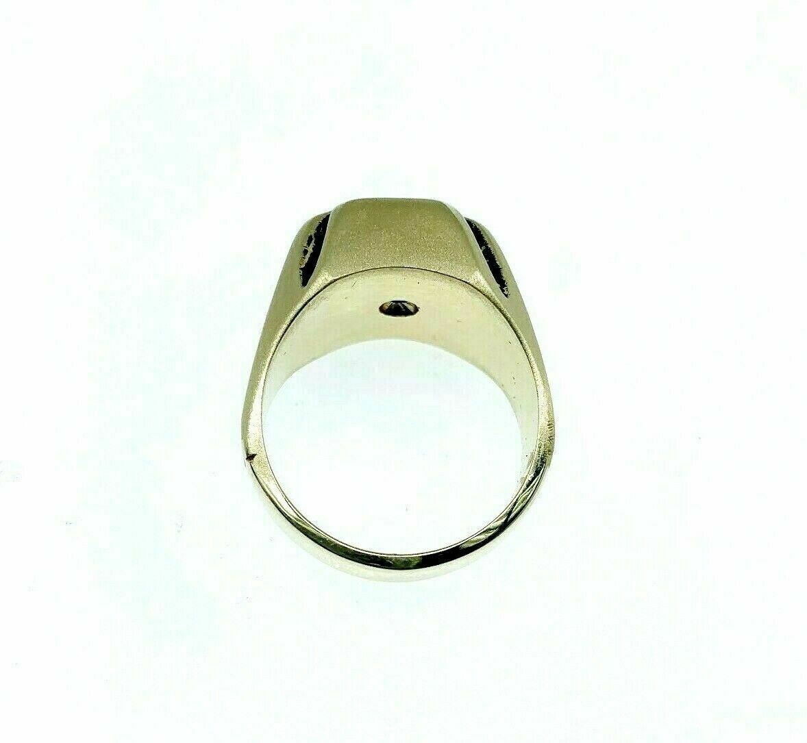 0.60 Carat Round Brilliant Diamond Mens Antiqued Signet Ring 14K Gold 14 Grams