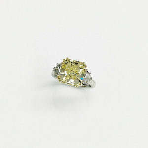 Blissful 5.82 Carats t.w. Diamond Wedding Ring 5.07 Carats Fancy Yellow GIA VVS2