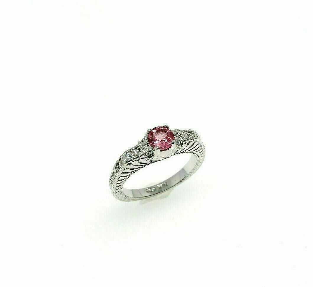 0.91 Carats t.w. Diamond and Pink Tourmaline Wedding/ Anniversary Ring 18K Gold