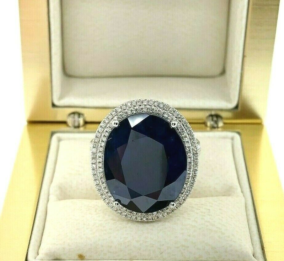 14.34 Carats Diamond and Sapphire Cocktail Ring 14K Gold 13.91 Carats Sapphire