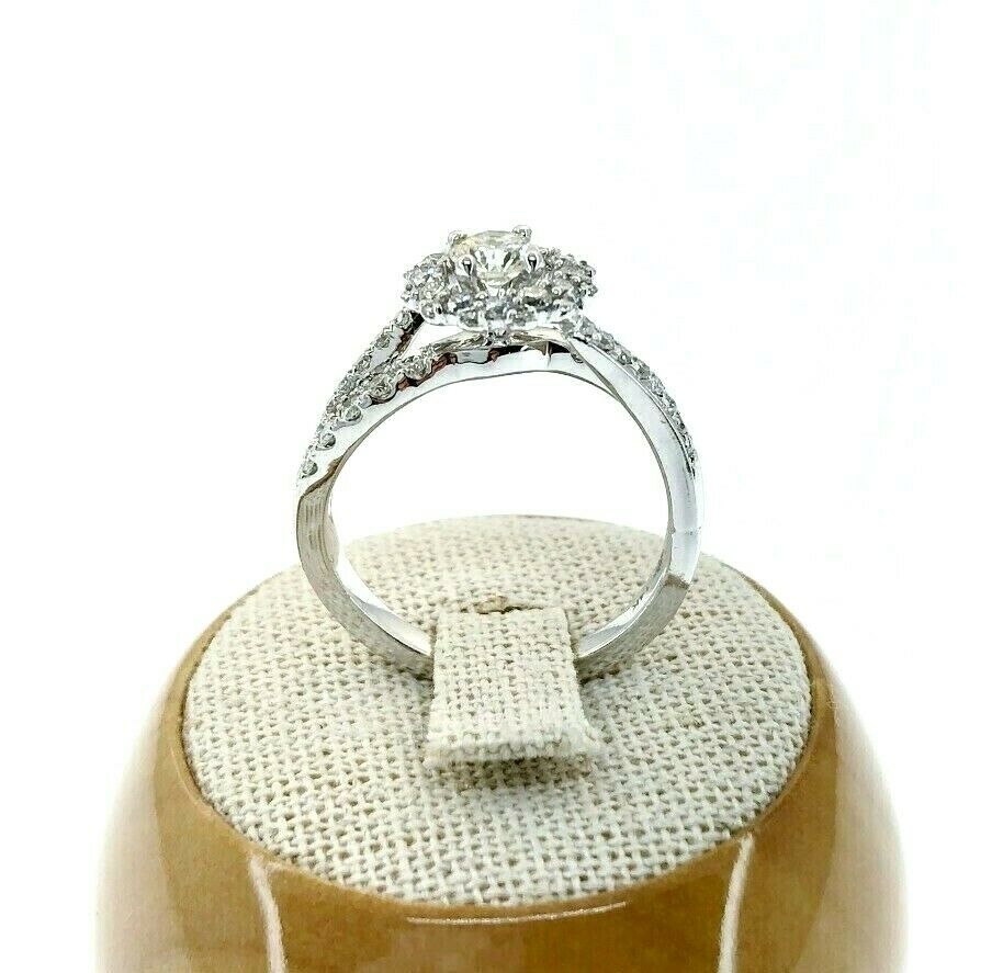 Fine 1.27 Carats t.w. Diamond Halo Bypass Wedding/Engagement Ring 14K Gold