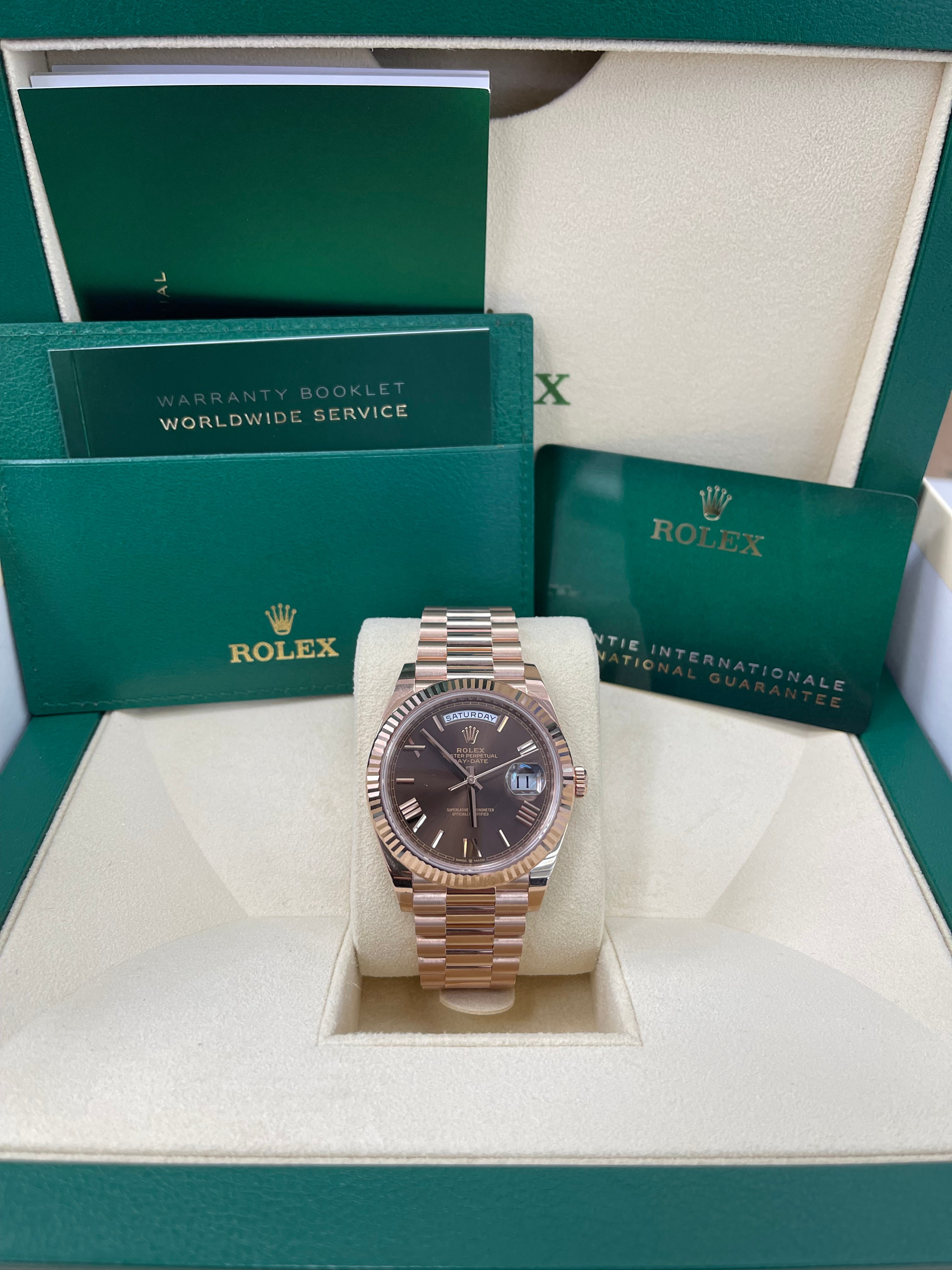 UNWORN Rolex Day Date President 40mm Rose Gold Chocolate Dial 228235