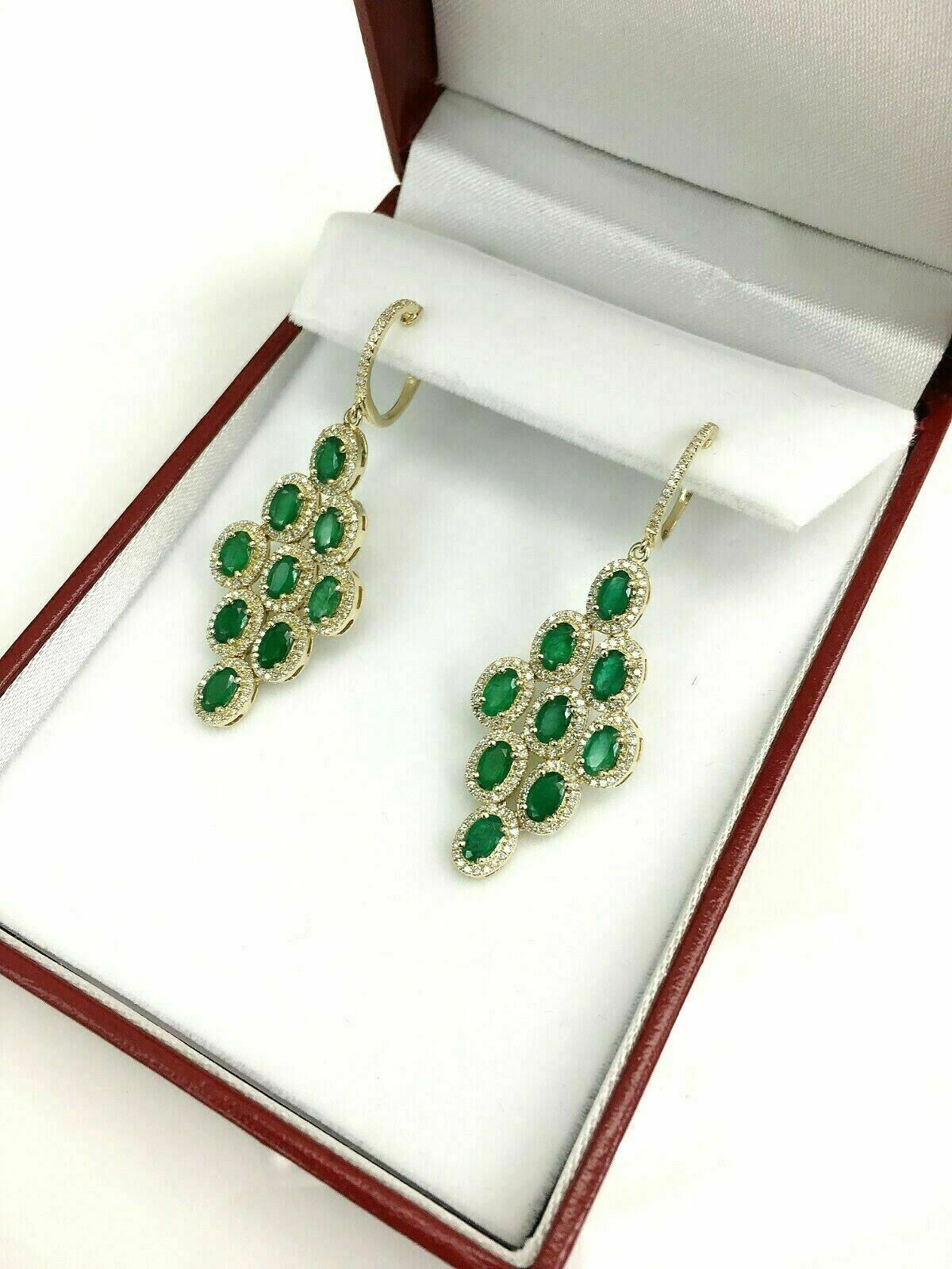 5.51 Carats t.w. Emerald and Diamond Chandelier Earrings Emeralds 4.20 Carats