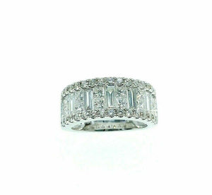 2.61 Carats t.w. Diamond Anniversary Ring 18K Gold G VS Diamonds 9mm Width