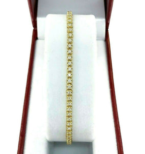 1.32 Carats t.w. Diamond Tennis Bracelet 18K Yellow Gold Round Diamonds