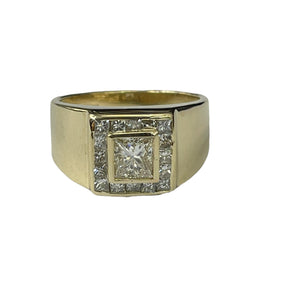 Princess Cut Solitaire with Accents Diamond Ring Yellow Gold 14kt