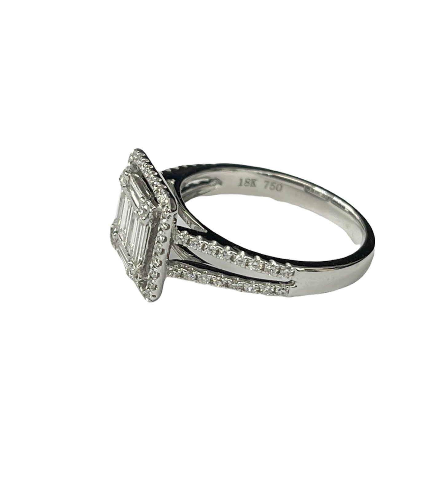 Baguettes Cluster Solitaire Diamond Ring White Gold 18kt