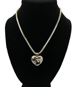 Chopard 18K White Gold Floating Happy Diamond Love Heart Necklace
