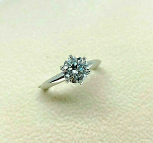 Tiffany & Co. 1.27 Carats F VS1 Round Diamond Platinum Solitaire Ring w Cert