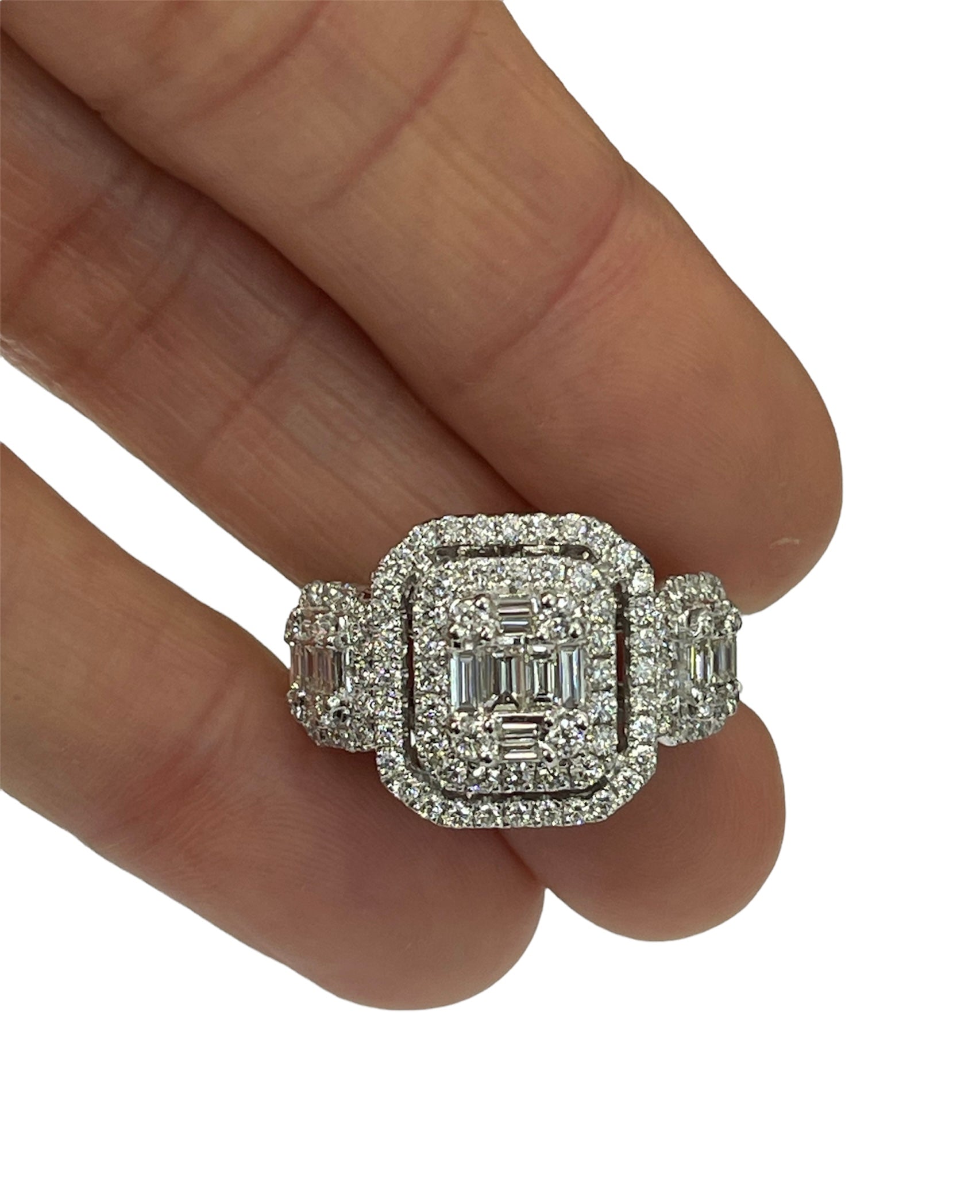 Round Brilliants Cluster Anniversary Diamond Ring White Gold